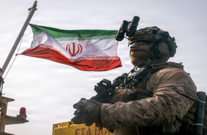 إيران وعُمان تضعان اللمسات النهائية على اتفاق هرمز
