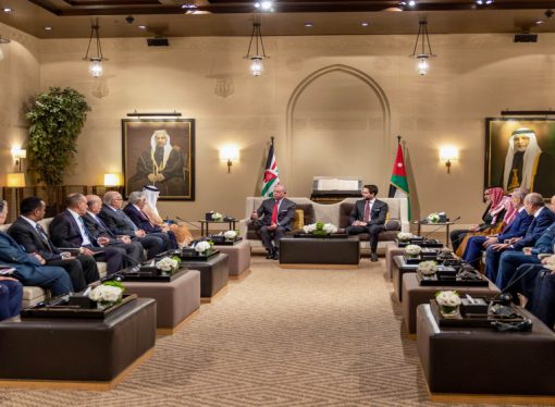 الملك يحذر من خطورة استغلال اضطرابات المنطقة لفرض واقع جديد في القدس