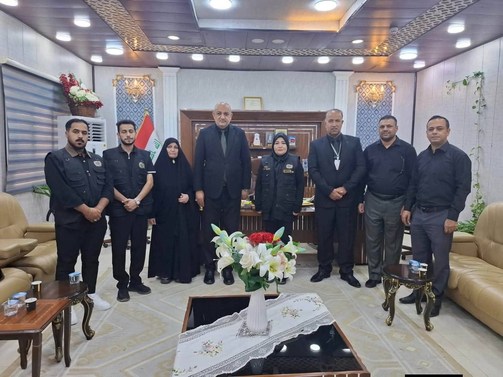 خيرية مهدي الصالح رئيس الفريق الوزاري ثقف نفسك قانونيا ضمن مشروعها الثقافة القانونية للجميع احياء رسالة الامام الحسين واجب وطني مقدس