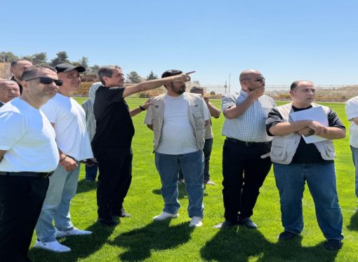 متابعة ميدانية لمشاريع تطوير وتأهيل المنشآت الرياضية في السلط والرصيفة