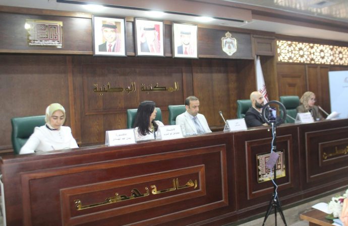 اختتام ملتقى الشارقة للسرد «القصة القصيرة من خيال الكتابة إلى التلقي» في عمان