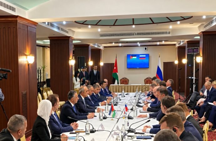 الأردن وروسيا يتفقان على خطوات عملية لزيادة التجارة والاستثمار