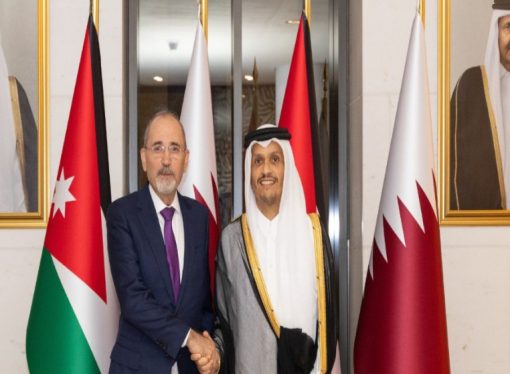 الصفدي ونظيره القطري يبحثان جهود خفض التصعيد وضمان حرية الملاحة البحرية