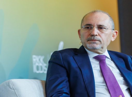 الصفدي: على الحكومة الإسرائيلية أن تواجه عواقب انتهاكاتها