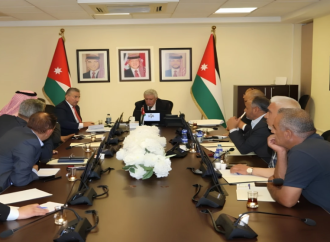 القطامين: تحديث قطاع الشاحنات لا يعني الاستغناء عنه