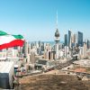 الدفاعات الجوية الكويتية تتصدى لهجمات صاروخية ومسيّرات إيرانية
