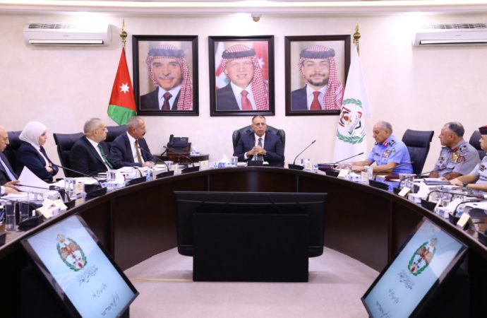 اجتماع حكومي لمتابعة استعدادات استقبال الشتاء والظروف الطارئة