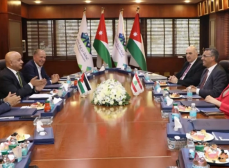 “تجارة الأردن وعمّان” تدعو لبناء تكامل غذائي مع لبنان وسوريا