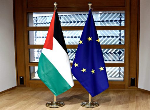 الاتحاد الأوروبي يحث واشنطن على إعادة النظر في رفض تأشيرات الوفد الفلسطيني