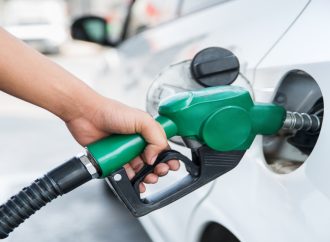 رفع أسعار البنزين بشقيه والسولار لشهر تشرين الأول