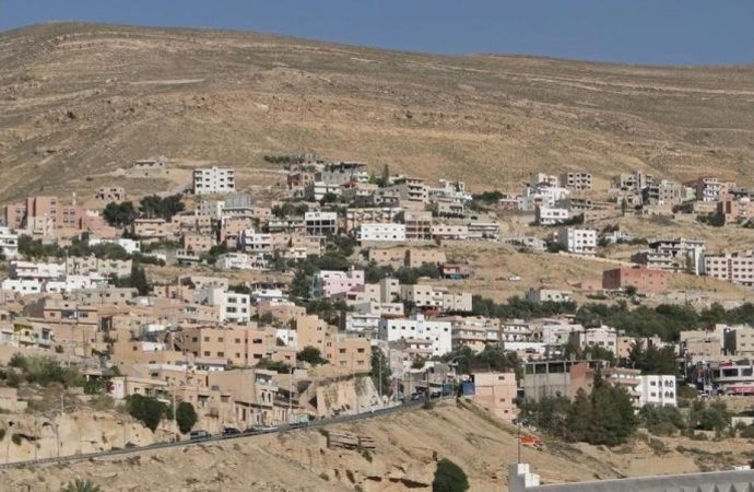 الأراضي والمساحة تعتزم استملاك أراض لطريق أذرح – البيطار
