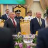 الملك يبحث مع ملك ماليزيا العلاقات الراسخة بين البلدين ومستجدات الإقليم