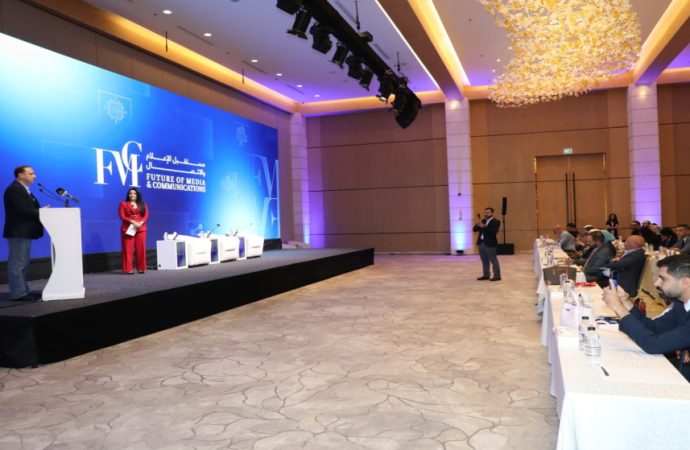 المومني: التحقق من المعلومات مسؤولية أساسية للشباب في الفضاء الرقمي