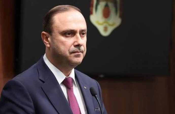 وزراء الداخلية والصحة والاتصال الحكومي في الكرك .. ومؤتمر صحفي عند 5:30