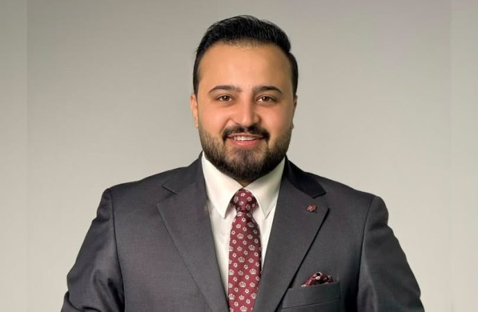 الإعلامي ضياء عبنده يكسب قضيته أمام مسؤول سابق في إحدى بلديات الشمال