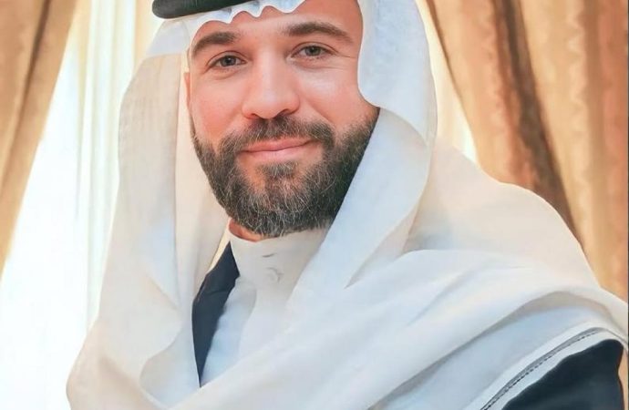من هو مستشار الملك الجديد !!