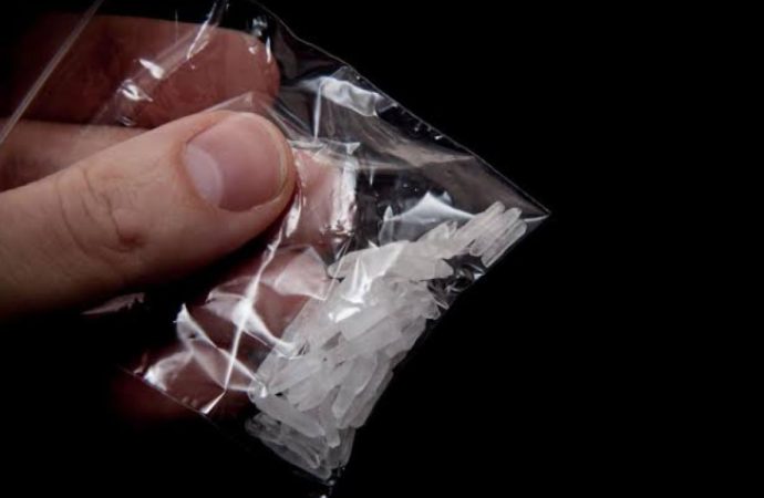 مكافحة المخدرات تتعامل مع 104 قضايا للكريستال