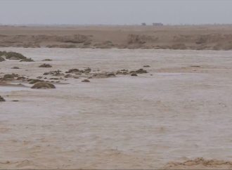 الأرصاد تحذر من أمطار غزيرة في جنوب وشرق المملكة