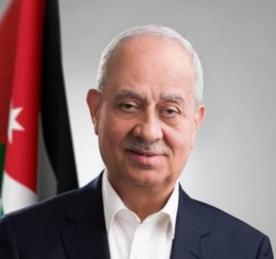 اختار مجلس ادارة غرفة صناعة عمان، في جلسته الأولى التي عقدها، الاحد، المهندس فتحي الجغبير رئيسا للغرفة، وديما سختيان نائبا له.